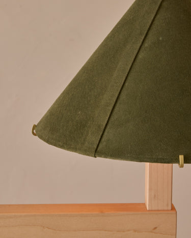#wood-finish_clear-maple #shade-color_loden