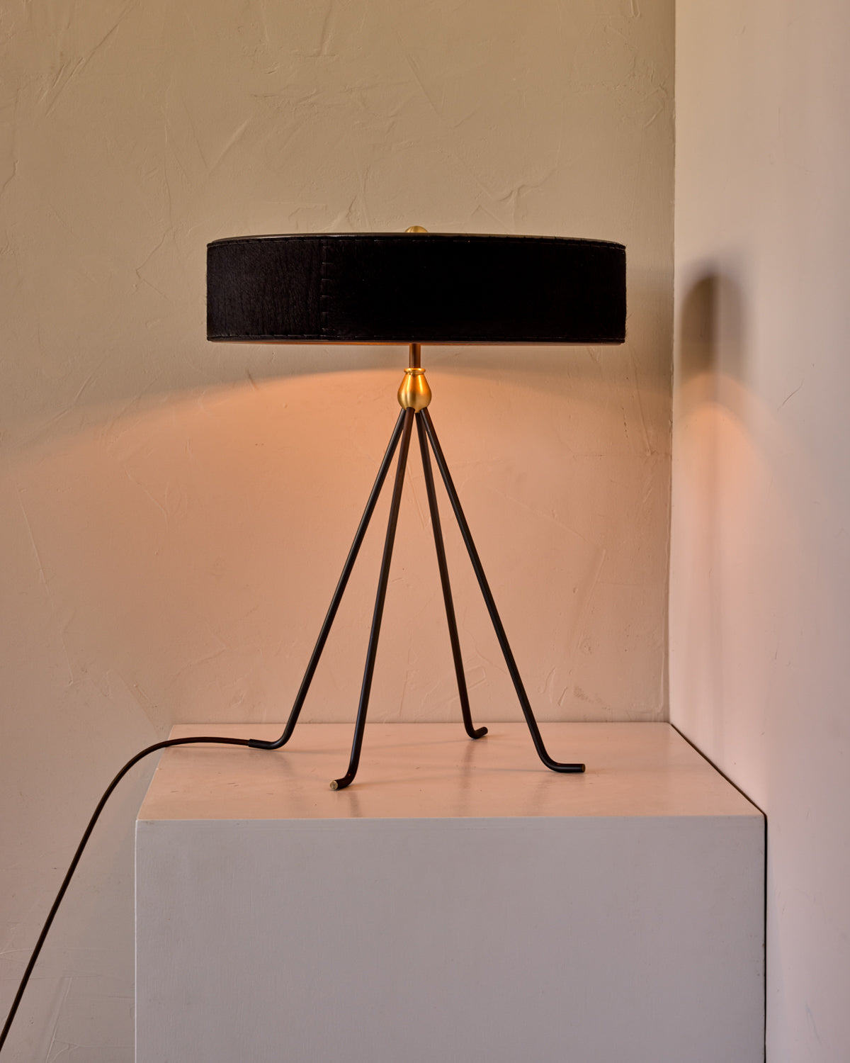 ALINA TABLE LAMP 18"