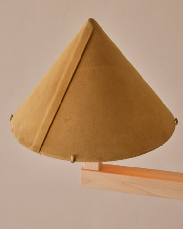 #wood-finish_clear-maple #shade-color_camel