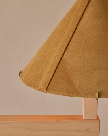 #wood-finish_clear-maple #shade-color_camel