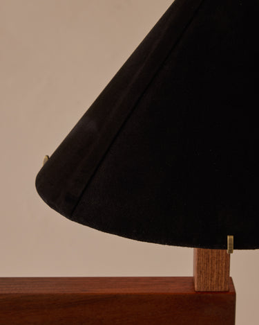 #wood-finish_walnut #shade-color_anthracite