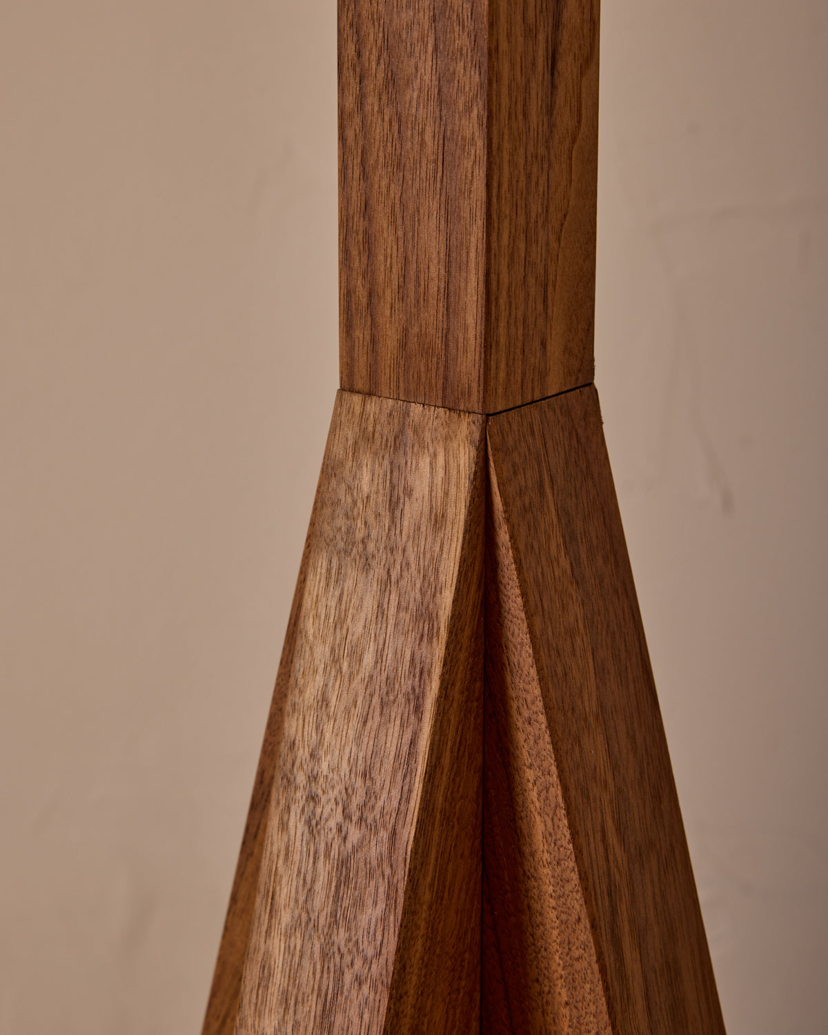 Robert True Ogden RTO Lighting Anouck Table Lamp  - Walnut#wood-finish_walnut