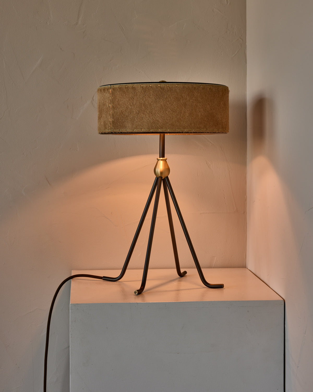 Robert True Ogden RTO Lighting Alina Table Lamp 12" - Oat Natural Hid Leather#natural-hide-leather_oat