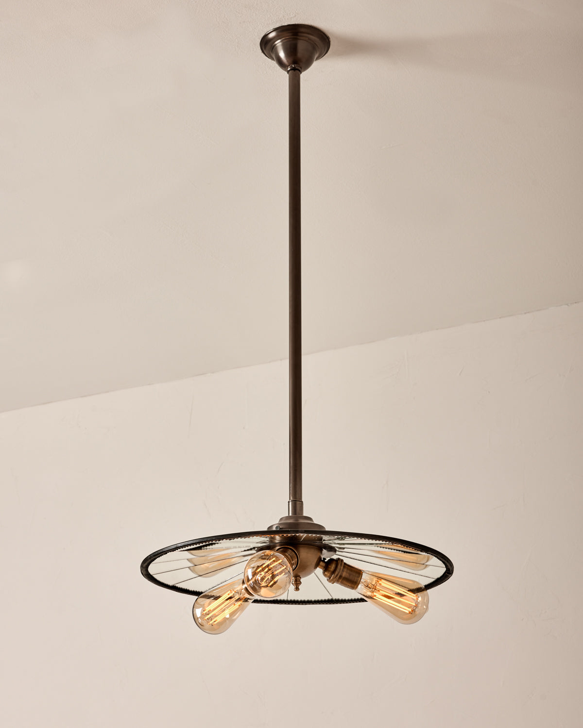 CLASSIC MIRROR OPERATING LIGHT 18"