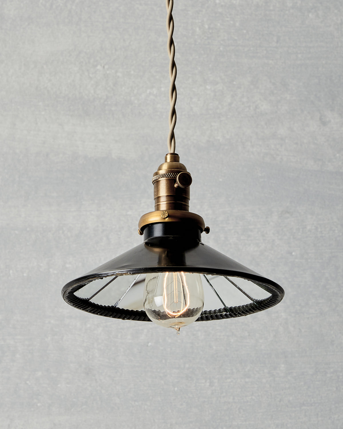 CLASSIC MIRROR PENDANT